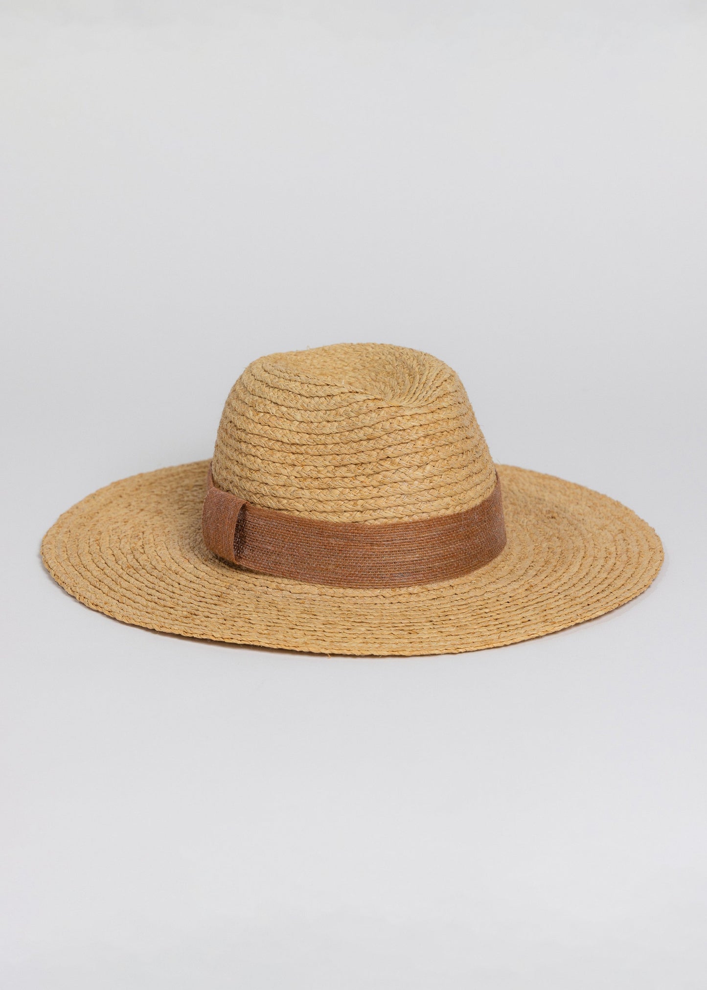 Day to Day Continental- Tobacco