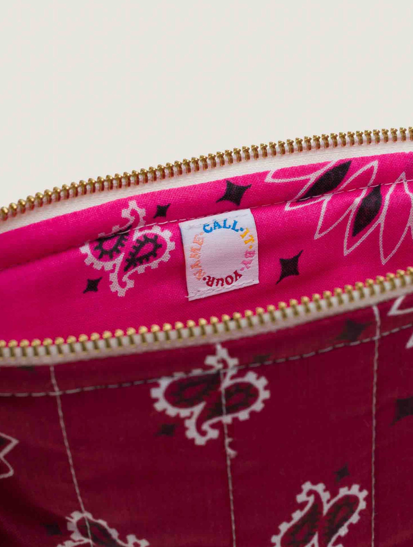 Zipped Quilted Pouch MUSHROOM - Bordeaux/Fuschia