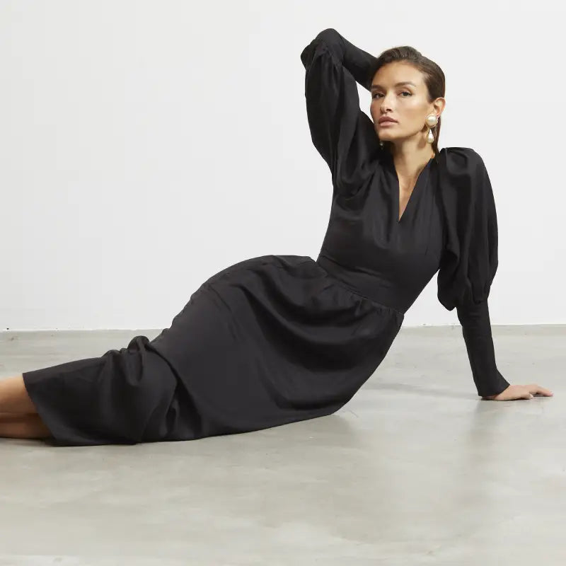 THE BLACK ODILE DRESS – LONG SLEEVE