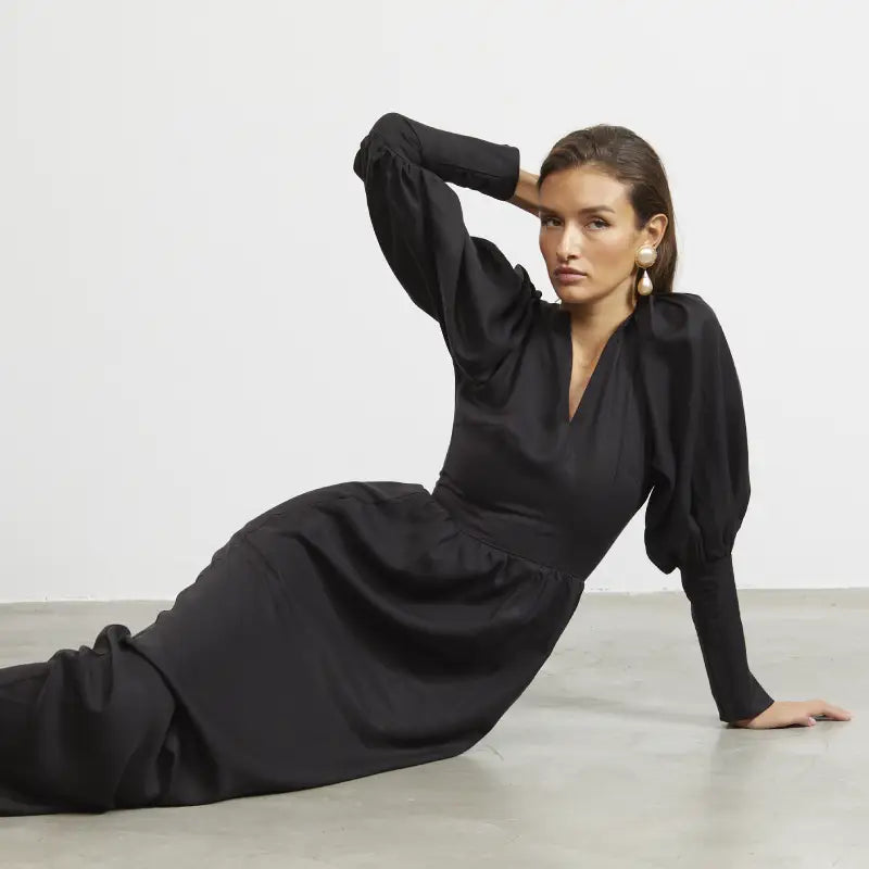THE BLACK ODILE DRESS – LONG SLEEVE