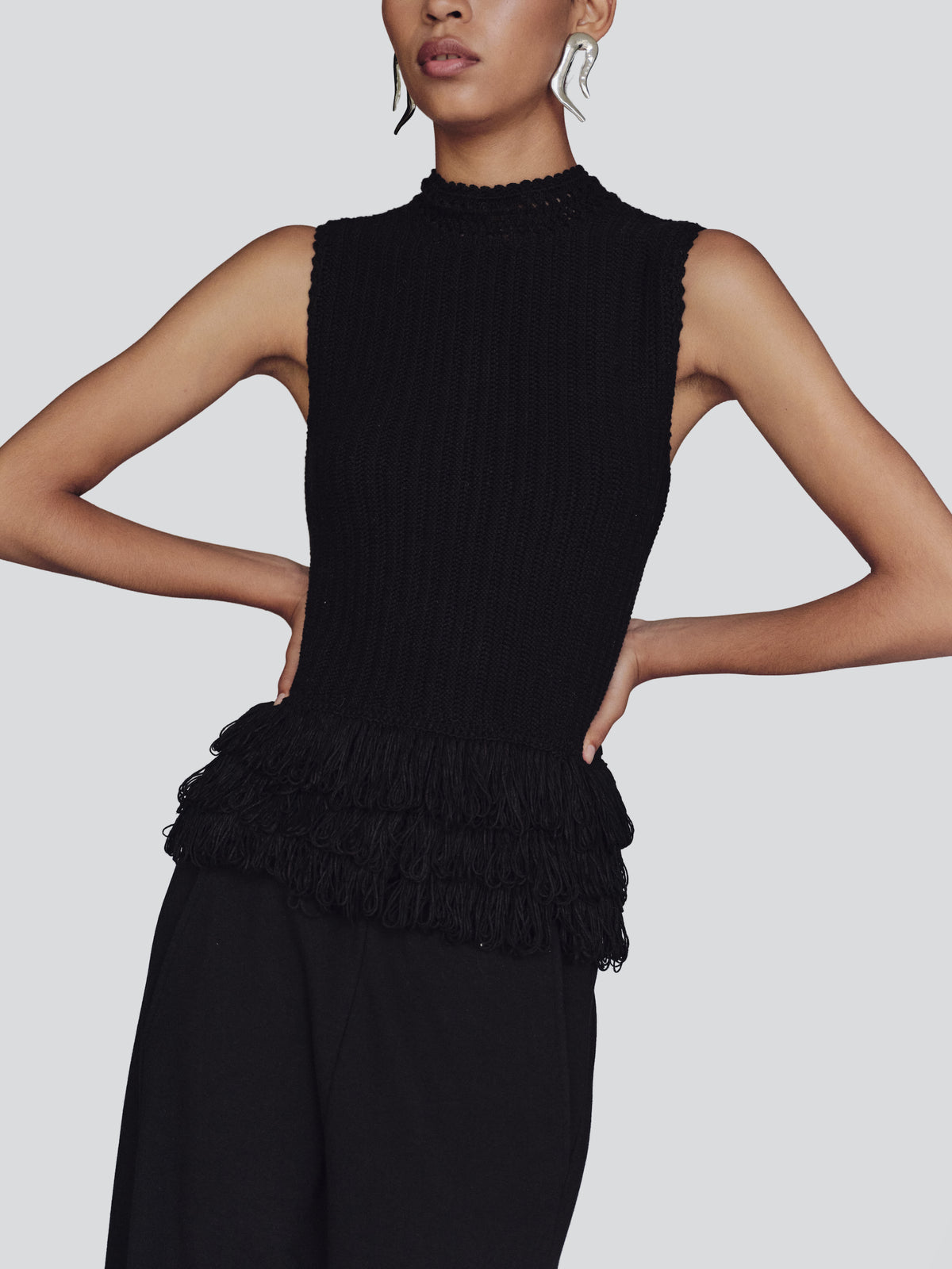De Loreta Sleeveless Knit Top with Fringe