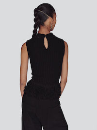 De Loreta Sleeveless Knit Top with Fringe