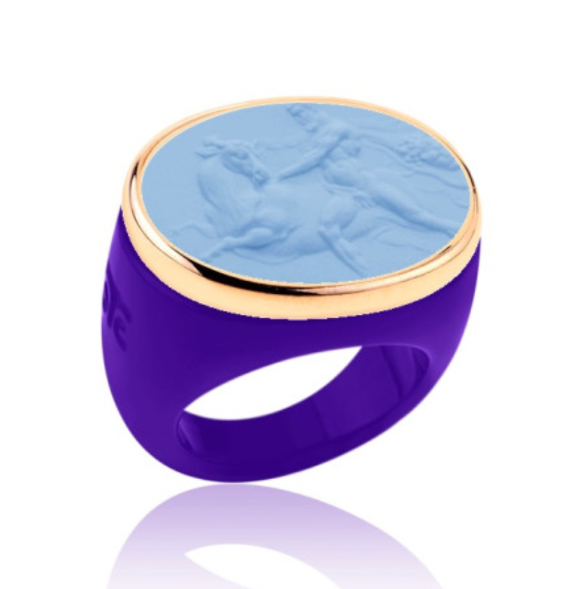 Classic Violet Base Gold with Pale Blue: Colombe