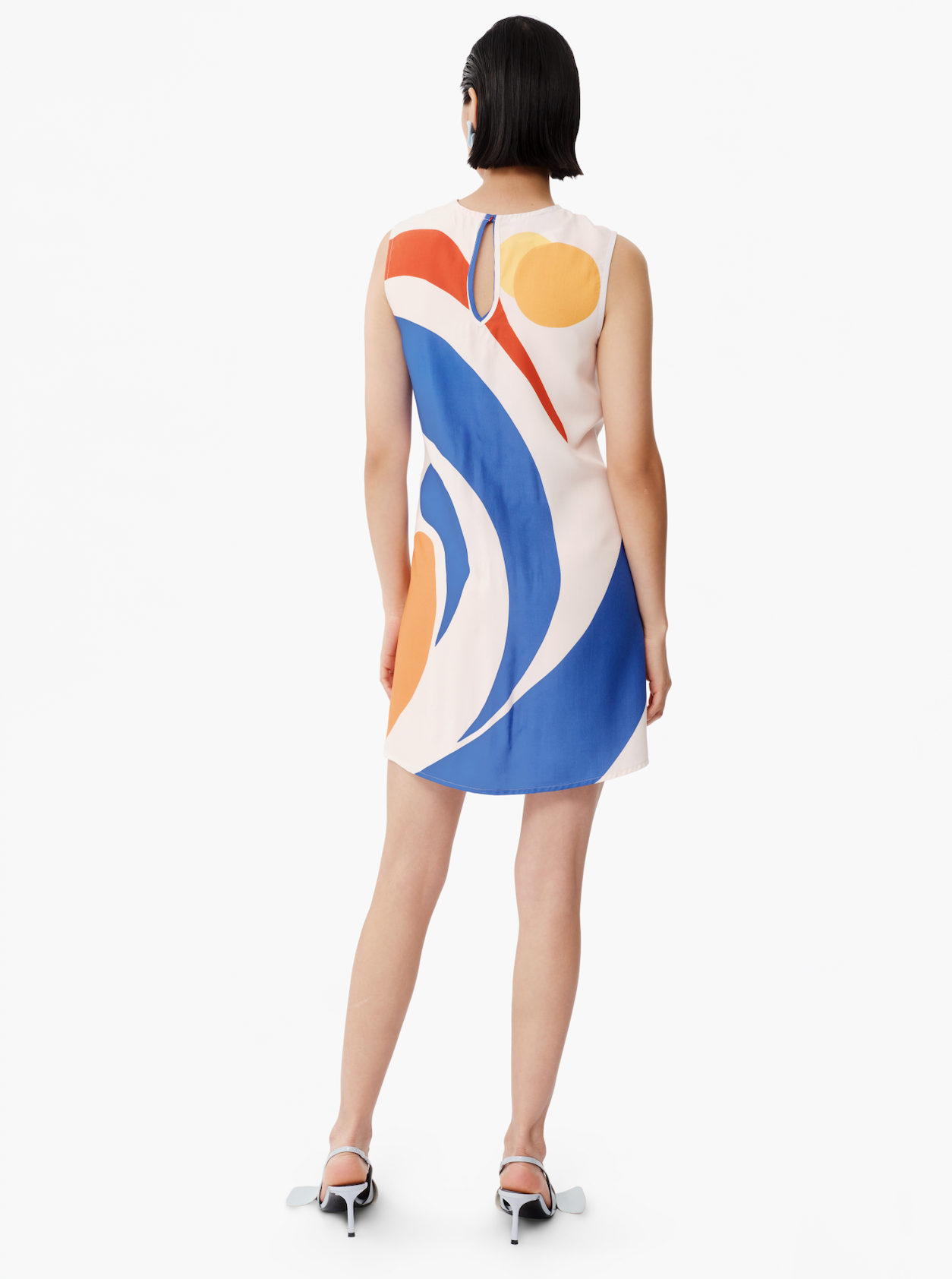 Sleeveless shift dress, back view, abstract blue and red graphic print on white