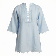 Light blue short kaftan with scalloped V neckline and three-quarter sleeves, center placket