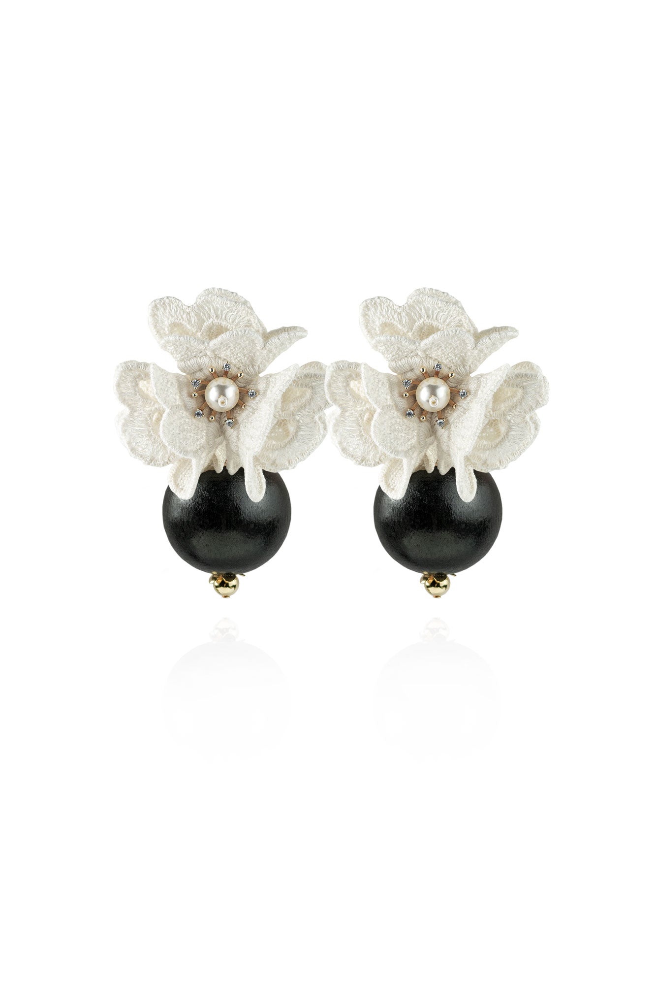 Isabella Earrings in Antique White